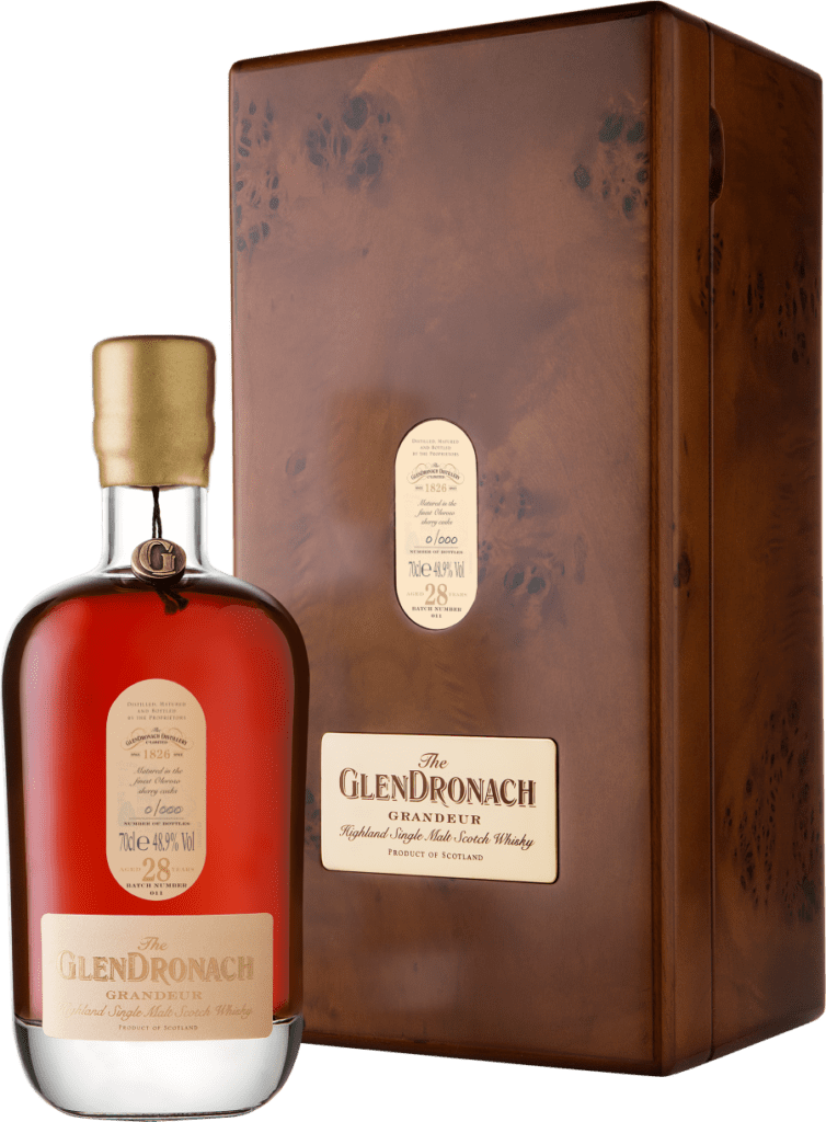 Grandeur Batch 11 70cl Bottle in front of box copy 1