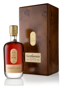 The GlenDronach Grandeur Aged 25 Years Batch 8 bottle