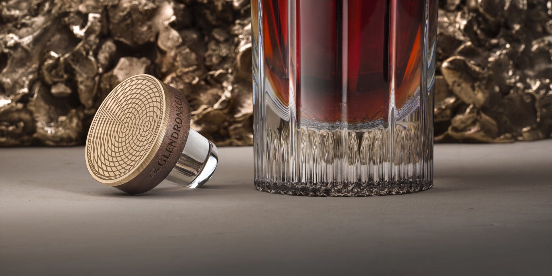 Glendronach Arias In Time Stopper Bottle Close Up scaled
